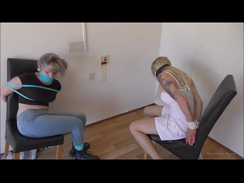 ❤️ Toksomaniulo / ligita kaj buŝoŝtopita / junulino en mizero ☑ Nur porno ĉe ni ❤